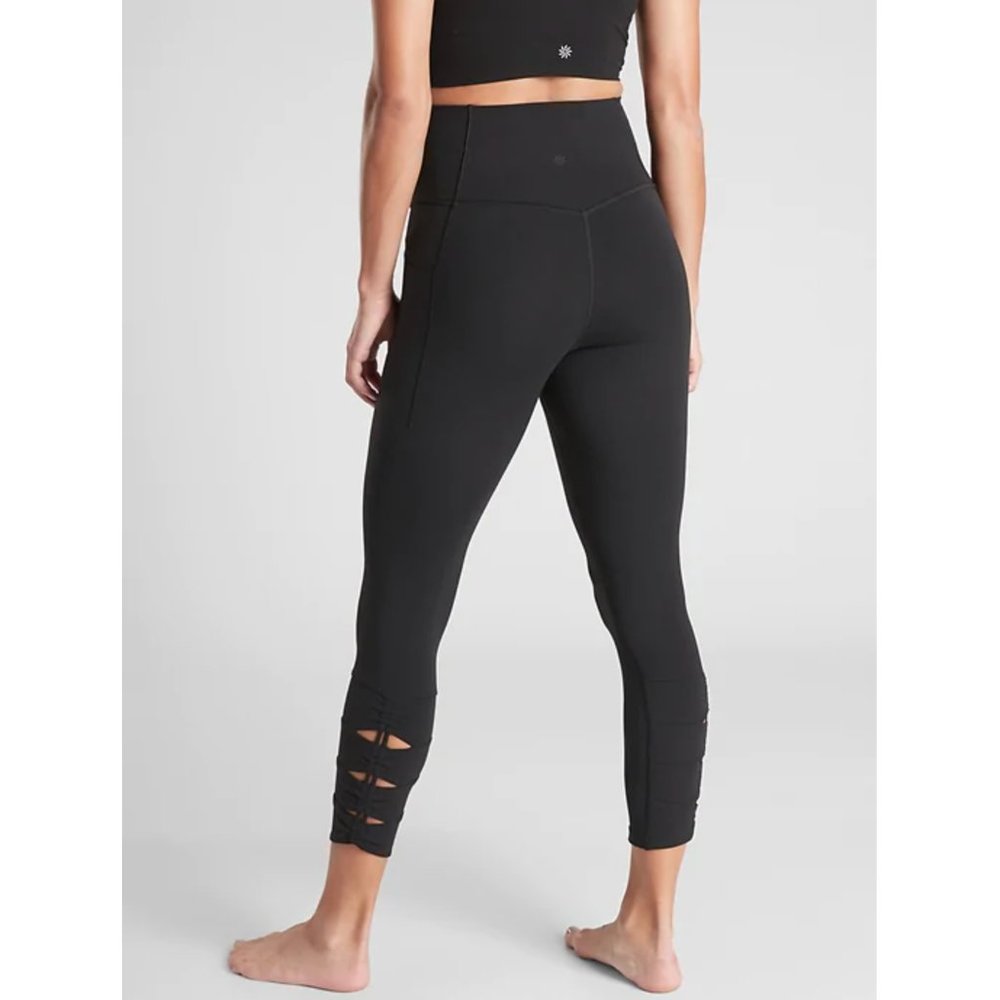 NWT Athleta Salutation Stash Pocket II Cinch 7/8